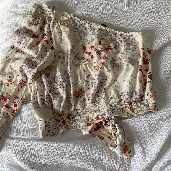 One shoulder blouse - Picture 2 of 2